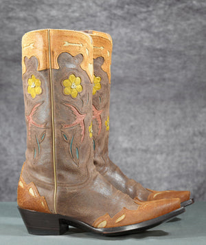 NOS Old Gringo Suede Swallow & Flower Cowgirl Boots
Size: Women’s 8.5 B