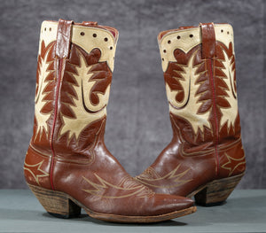 Vintage 1940s Two-Tone Inlay Western Cowboy Boots
Size: Men’s 9 E