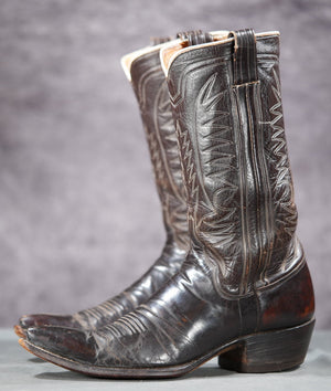 Vintage M.L. Leddy Cowboy Boots
Size: Men’s 9 B