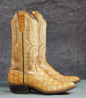 Vintage Rios of Mercedes • Anteater (Pangolin) • Men’s 9 D